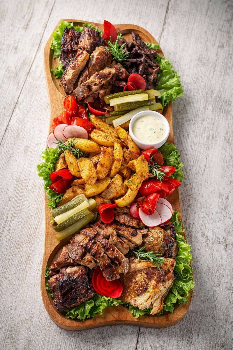  “ HAIDUCII FLAMANZI” -  5/6 Pers